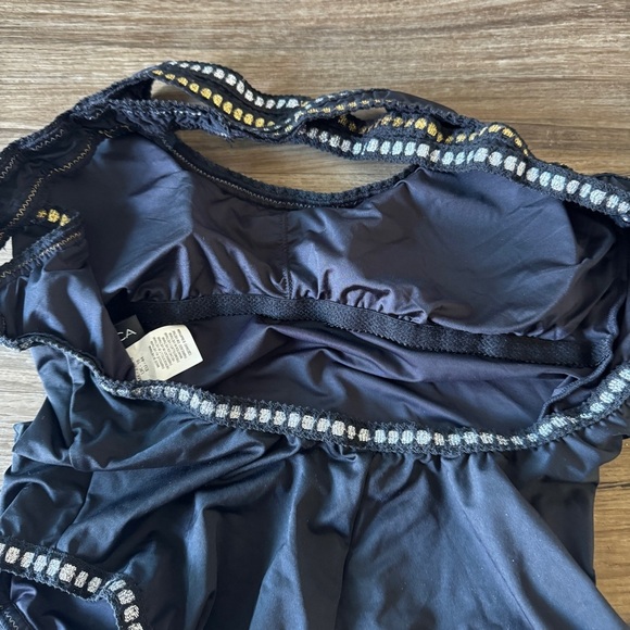 La blanca one piece black swimsuit size 12 gold and silver trim - Picture 7 of 7